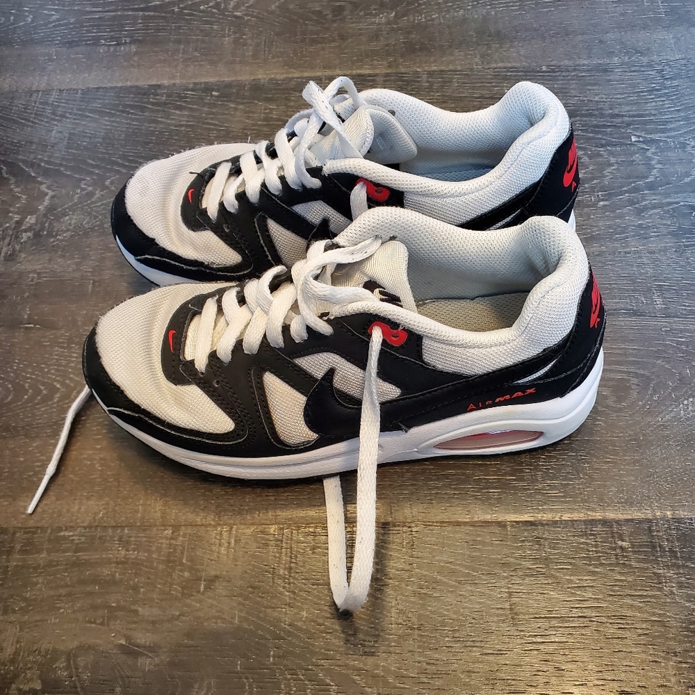 Nike Air Max youth boys size 4.5